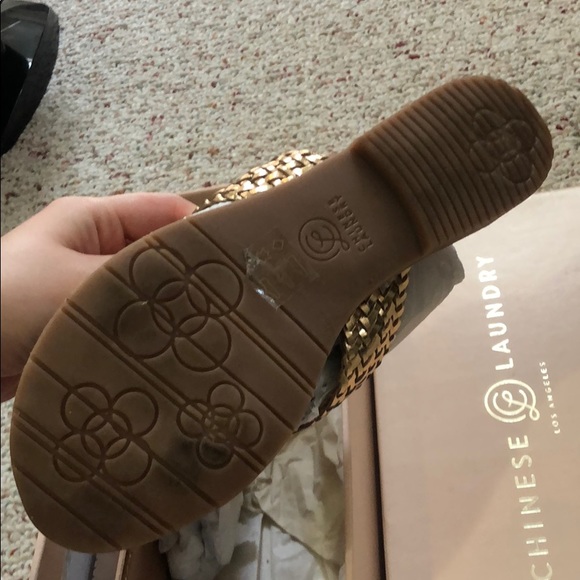 Chinese Laundry Pop Braided Sandals 👡 - Picture 6 of 7